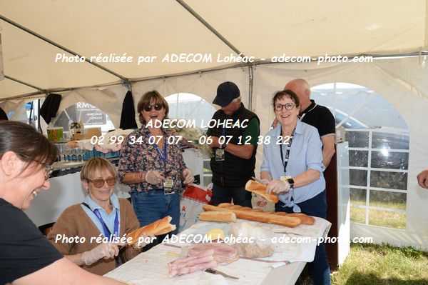 http://v2.adecom-photo.com/images//6.COURSE DE COTE/2023/9_COURSE_DE_COTE_ST_GOUENO_2023/LA_BUVETTE/39E_5316.JPG